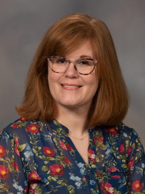 Faculty headshot of Erin Taylor.